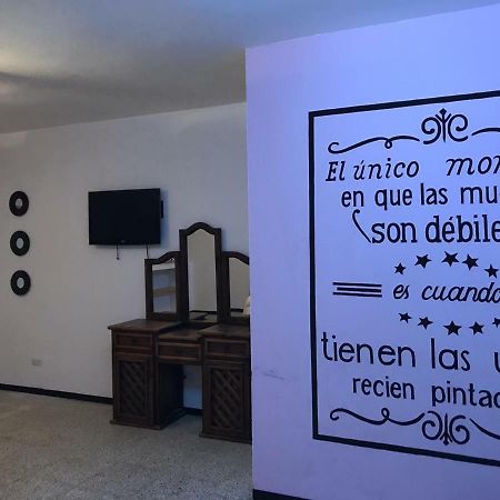 Apartamento&Habitacion Galeana 시우다드 발레스 외부 사진